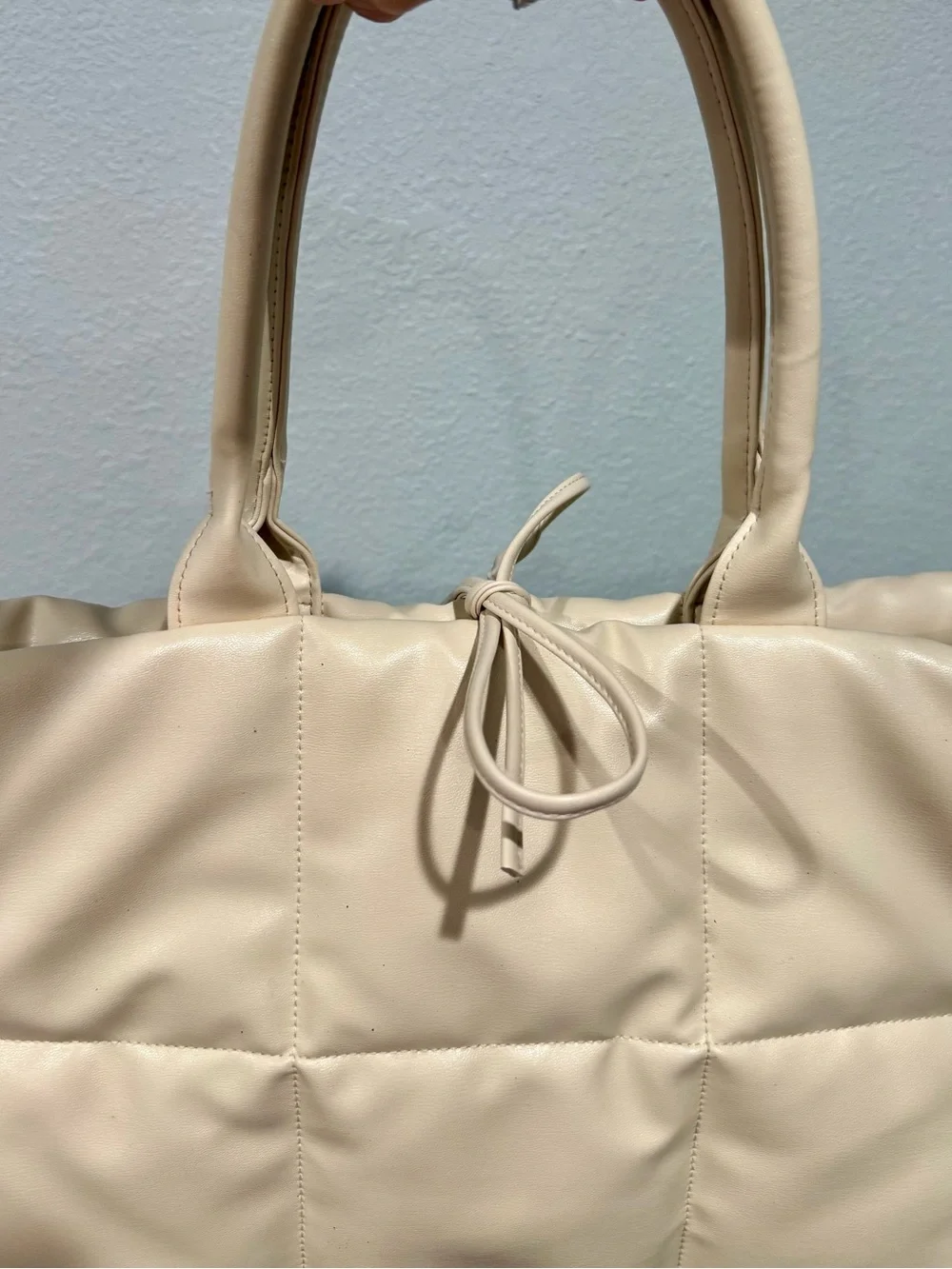 N/A stylish cream